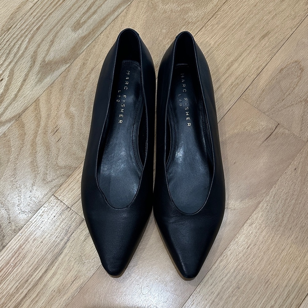 Marc Fisher Black Pointed Toe Heels